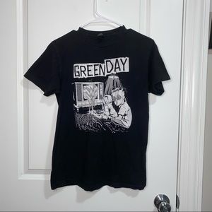 3/$15 Green Day Band Tee size M